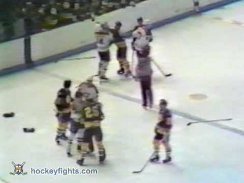 Stan Jonathan vs Mario Tremblay Apr 5, 1980