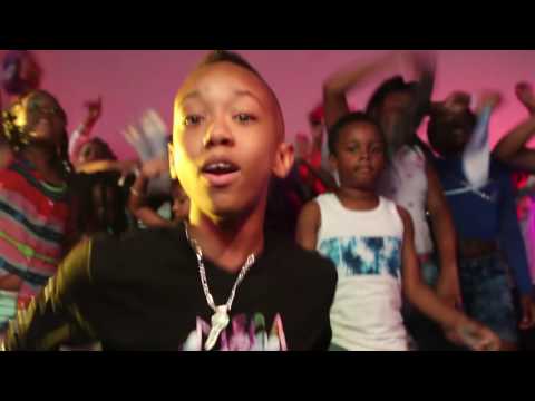 Aaron Duncan - Mega Vybz (Official Music Video) "2017 Soca" [HD]