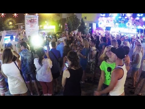Караоке на набережной в Анапе. Я обалдел!