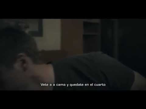 Corto|| El chico de la puerta de al lado