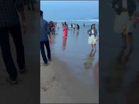 Sagare Samuka .Beach Masti Time #viral #shortvideos #puri #ocean #seabeach