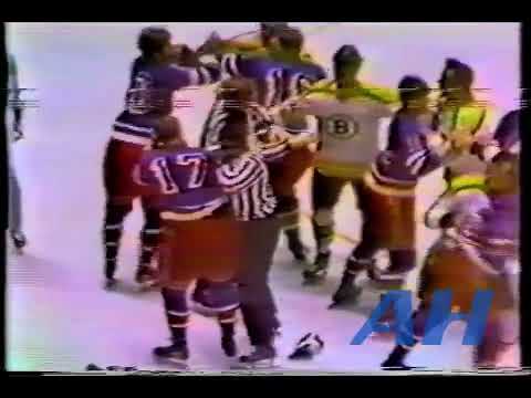 NHL Nov. 26, 1969 New York Rangers v Boston Bruins (R) Dave Balon v Bobby Orr