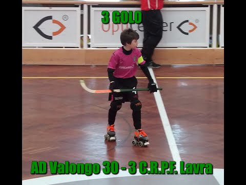 Escolares ::: 3 golo Rodrigo ::: AD Valongo 30 - 3 C.R.P.F. Lavra ::: 06/03/2016