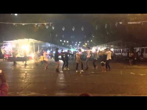 131214 131209 RED BUILDING :: Cover 9MUSES(나인뮤지스) _ Glue(글루) . @ถนนคนเดิน ขอนแก่น