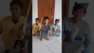 Download lagu Hilarious Arik Saputra, Little Boy Becomes Little Child Mikael Tubehd #funny #tiktokviral #tiktok... mp3