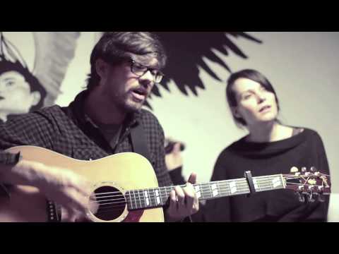 Bedroomdisco TV: Rue Royale - 'Halfway Blind'