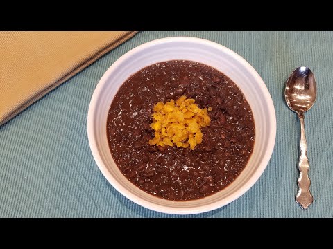 Black Bean Soup (Sopa de Habichuelas Negras)