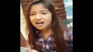 Alexis sings "I will always love you" Whitney Houston