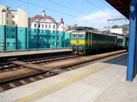 Vlaky ve stanici Ústí nad Labem hlavní nádraží