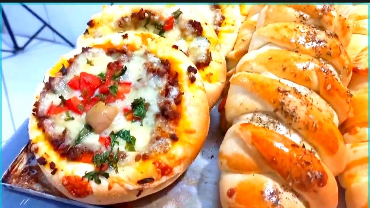 13 tipos de salgados assados com uma massa especial