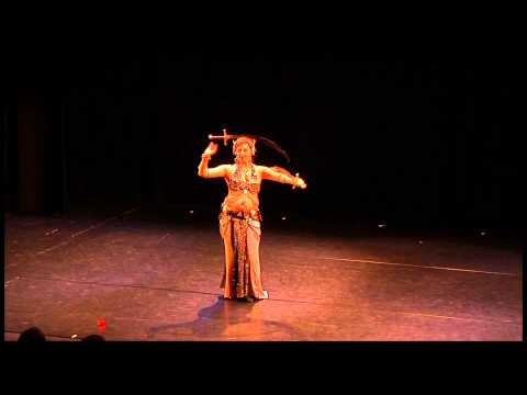 Jen Cerdena - Double Swords, Club Bellydance (Seattle, WA 2013)