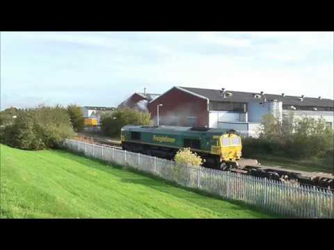 Freightliner Class 66 No. 66566 on 4H67 Crewe B.H - Guide Bridge Yd @ Denton Jn on 12.10.17 - HD