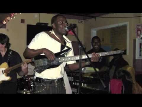 DERRICK BARNETT w/ EASY SKANKIN' BAND: UNCHAINED/REVOLUTION