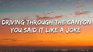 LENNON STELLA - BITCH LYRICS