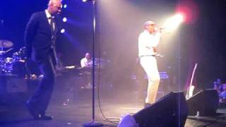 Raphael Saadiq - Oh Girl (Live)