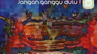 Download lagu Mahkota Band - Tak Memaksa mp3