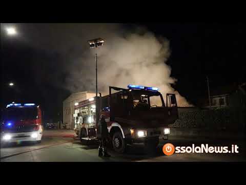 Preglia, in fiamme il deposito di un'azienda