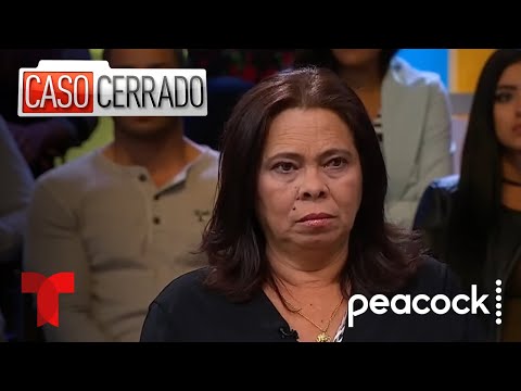 Caso Cerrado Complete Case | At odds over their daughters' sexuality 👩🏻‍❤️‍👩🏼🧏🏻‍♀️🔏 | Telemundo