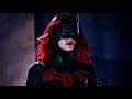 Batwoman 1x03 Kate gets a new Batwoman Suit