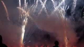 preview picture of video 'Gunning Fireworks Festival 2014 Finale (Tripod)'