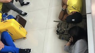 MS Dhoni wife Sakshi sleep on airport floor waitin