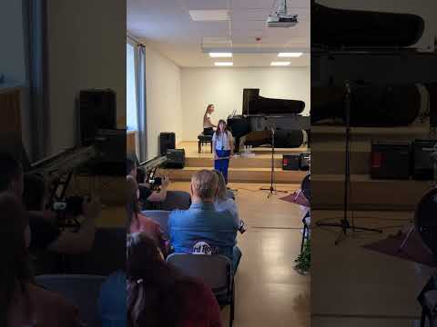 Elisabeth Luur- Annan käe