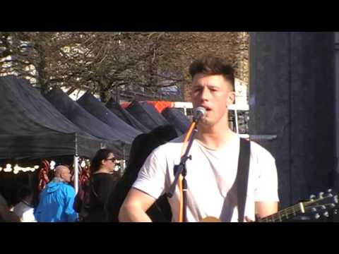 Best Busker in Manchester?