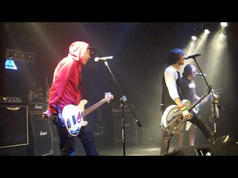 20131027 The Strikers - Intro, Skate High