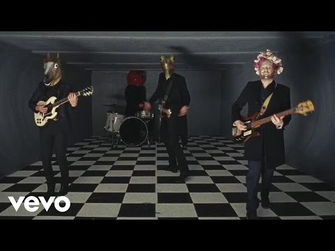 Franz Ferdinand - Love Illumination (Official Video)