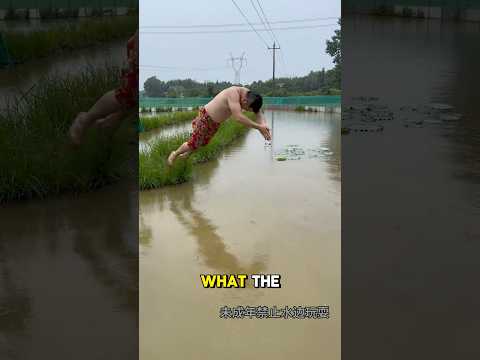 I will show the most standard diving move!