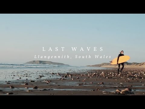 Long glassy waves at Llangennith