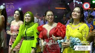 Download lagu Rhosad & Bidadari Familys - Sampai Pagi | Familys Group Edisi Menyambut Tahun Baru 2025 mp3