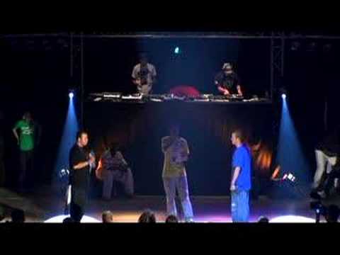 Revolution vs Joel Turner - 1/2 Final A - 1st Beatbox Battle World Championship