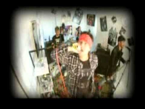 7kurcaci video clip Bebas