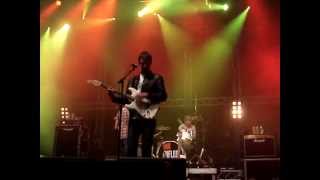 The Rifles - She&#39;s The Only One (live)