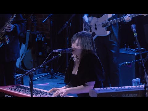 The WAEVE - Over and Over (Live at Lafayette, London)