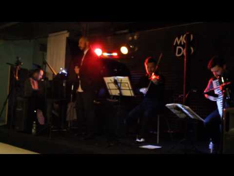 Vincenzo Cicale - Oigo tu voz (Mario Canaro, Francisco García Jiménez)