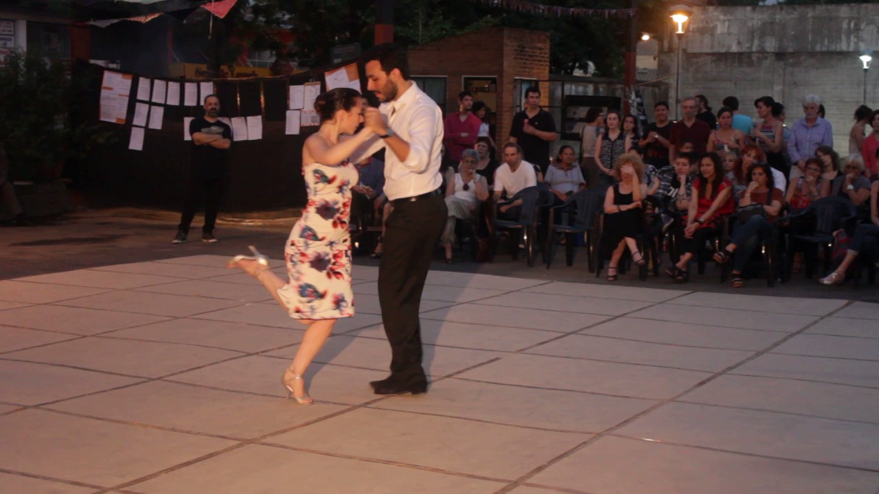 Inés Muzzopappa y Nicolás Ponce - 27/11/16 - 5ta milonga en el Ex CCDTE Olimpo 3/3