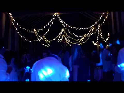 Premierdjentertainment.co.uk video.