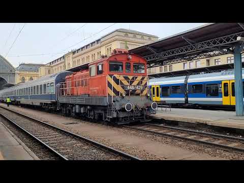 Budapest-Keleti: shunting with EN 472 “Ister” (Bucureşti Nord - Budapest-Keleti) wagons
