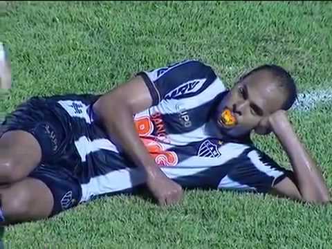 Gol de Alecsandro - Nacional-MG 1 x 3 Atlético-MG - Campeona