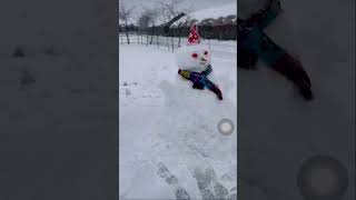 Snowman with a Fallen Eye: Kashmir&#39;s Most Graceful Snowman #snowman #jammuandkashmir