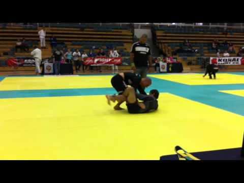 Victorian Championship 2012 Black Belt Open No Gi David Kemp v Big Mick