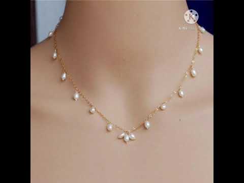 White alloy treandy jewellery set, size: free size