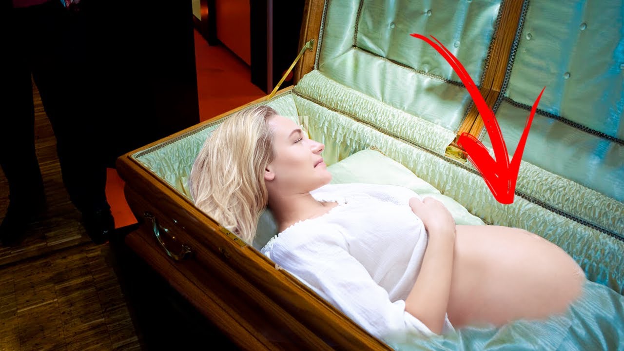 Grávida é ENTERRADA, quando vão tampar o caixão, SUA BARRIGA MEXE!