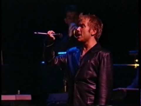 Pia Douwes & Uwe Kröger - Der Schleier fällt