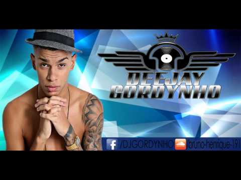 MC MANEIRINHO - CHEFE É CHEFE NÉ PAI, AGORA ME CHAMA DE MARIDÃO [ DEEJAY GORDYNHO ]