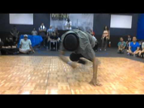 Sly One VS FreshRock - Top 8 - Footwork