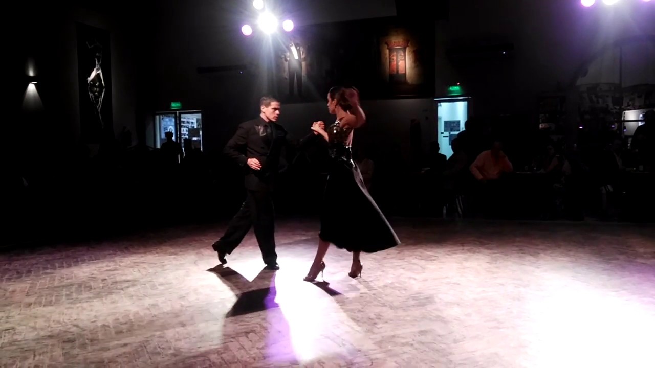 Video thumbnail for Milonga Parakultural - Fernanda Grosso & Alejandro Ferreryra - 2