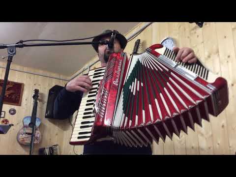 BERSAGLIERE HA CENTO PENNE